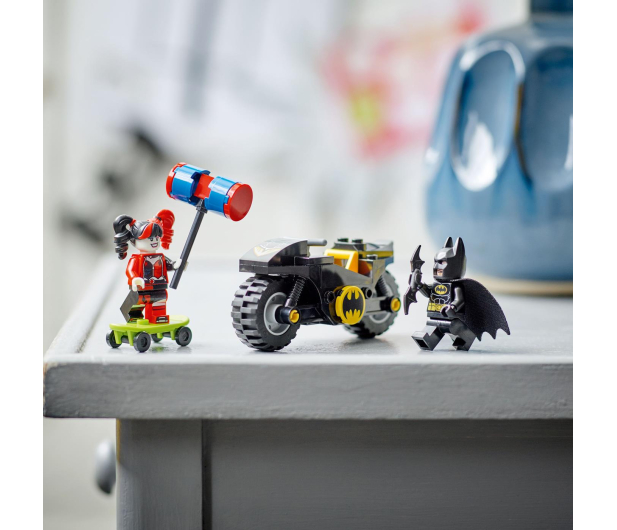 LEGO DC Batman 76220 Batman kontra Harley Quinn - 1088224 - zdjęcie 9